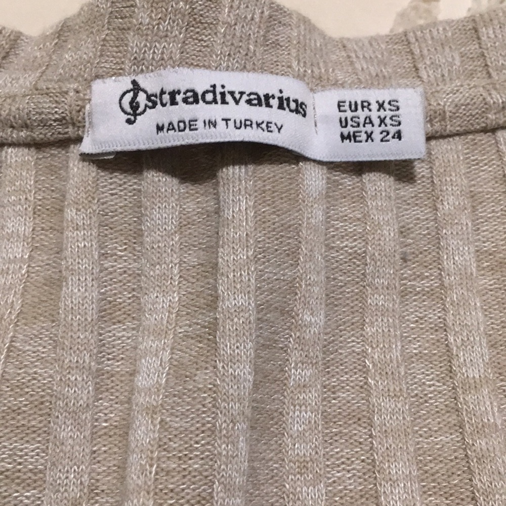 Stradivarius Cream Ribbed Button-Front Tank Top - Picture 2 of 4